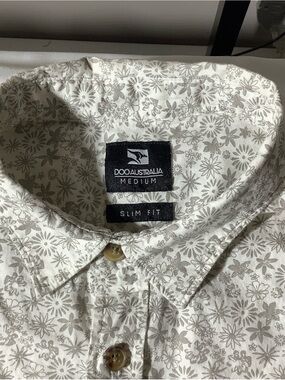 Abella Men’s Cream and Light Brown Floral Button-Down Shirt
